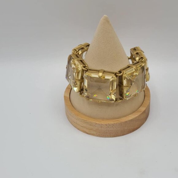 J Crew Chunky Gold Crystal Bracelet - Picture 9 of 13